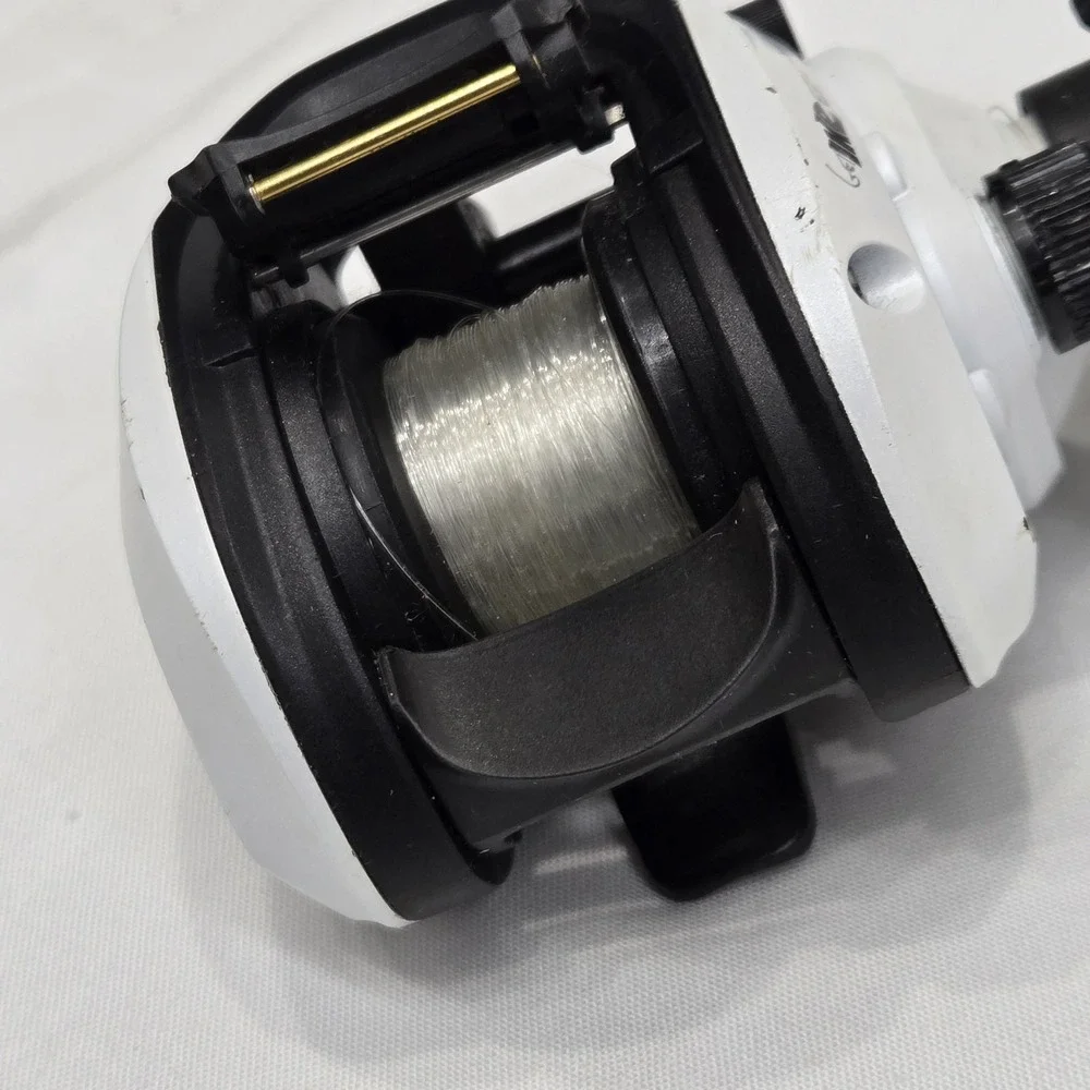 Abu Garcia Ike EZ Cast White Fishing Reel 3 Bearings 6:2:1 ratio IKEEZLP - Picture 11 of 12